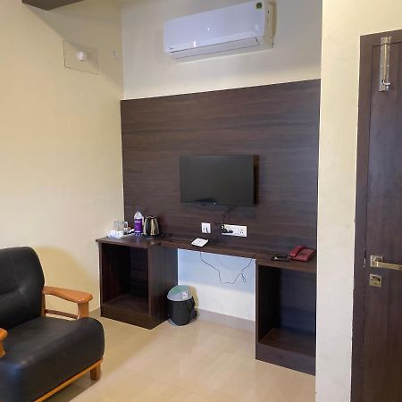 Hotel Tranquil Park Pondicherry Exterior foto