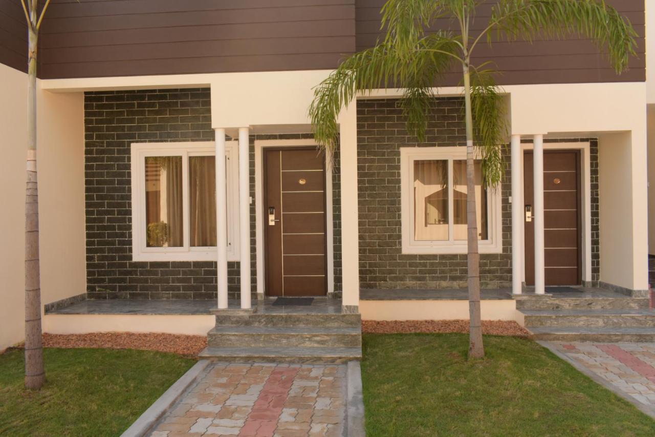 Hotel Tranquil Park Pondicherry Exterior foto