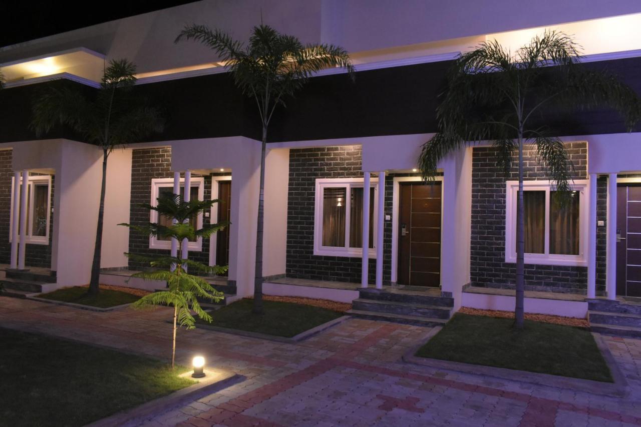 Hotel Tranquil Park Pondicherry Exterior foto